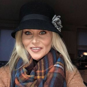 Meet your Posher, Diane